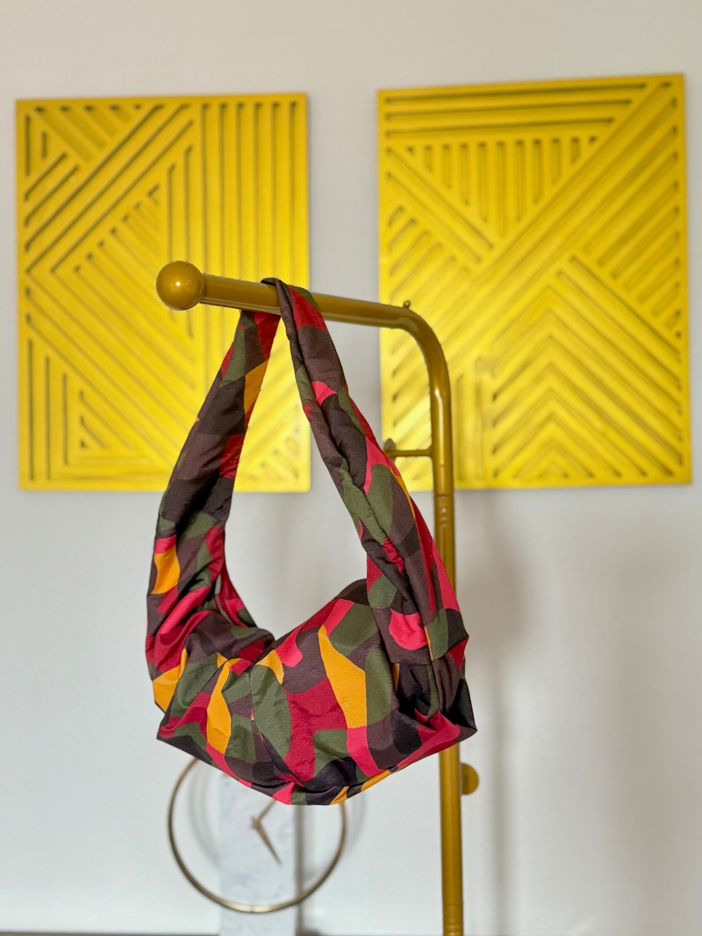 Riha bucket bag